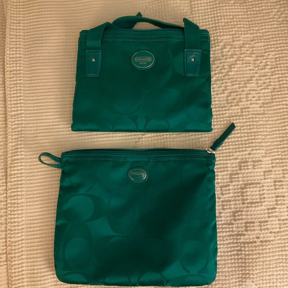 Coach Weekend Bag w/Cosmetic Bag New - Large
